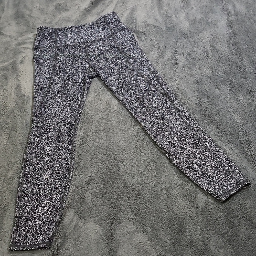 Athleta Lightning Static 7/8 Active Tight Leggings Pockets Black White Size M